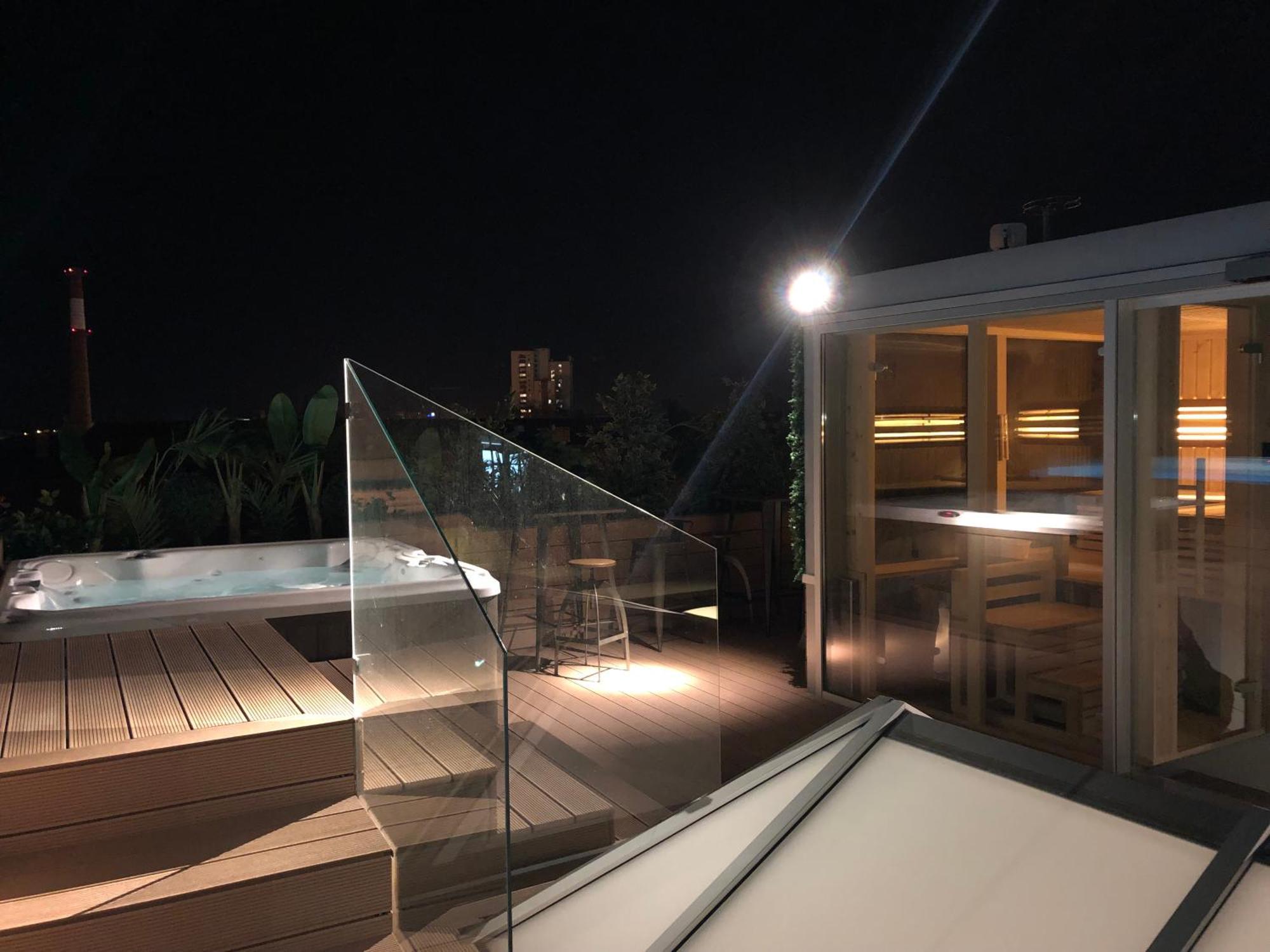 אוסילק Boutique Hotel Tvrda מראה חיצוני תמונה