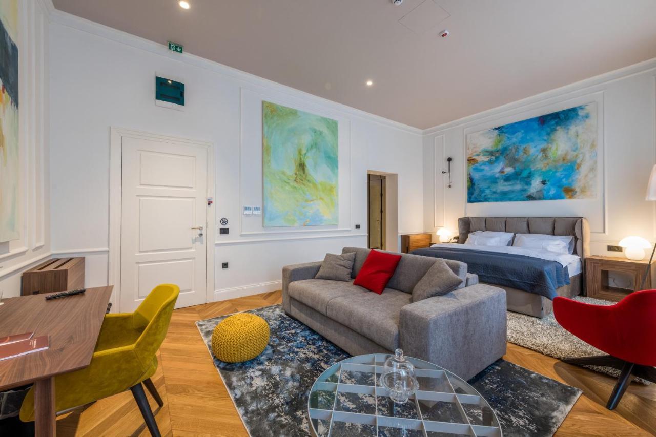 אוסילק Boutique Hotel Tvrda מראה חיצוני תמונה