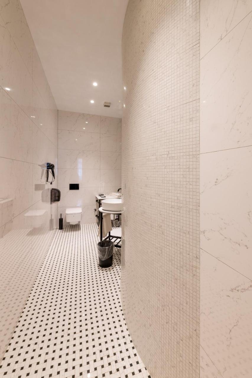 אוסילק Boutique Hotel Tvrda מראה חיצוני תמונה