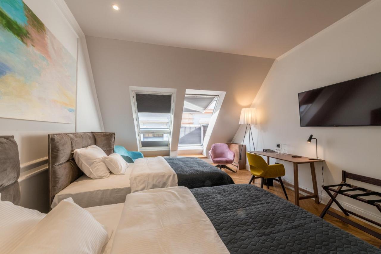 אוסילק Boutique Hotel Tvrda מראה חיצוני תמונה