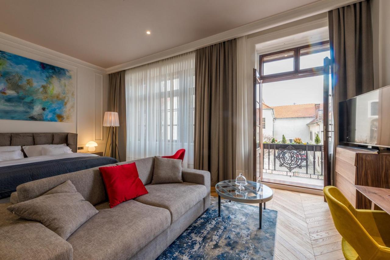 אוסילק Boutique Hotel Tvrda מראה חיצוני תמונה